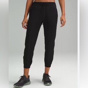 Lululemon Athletica soft jersey classic fit jogger  🖤